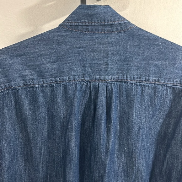 The GAP men’s dark denim Oxford button down shirt size small - Picture 4 of 5